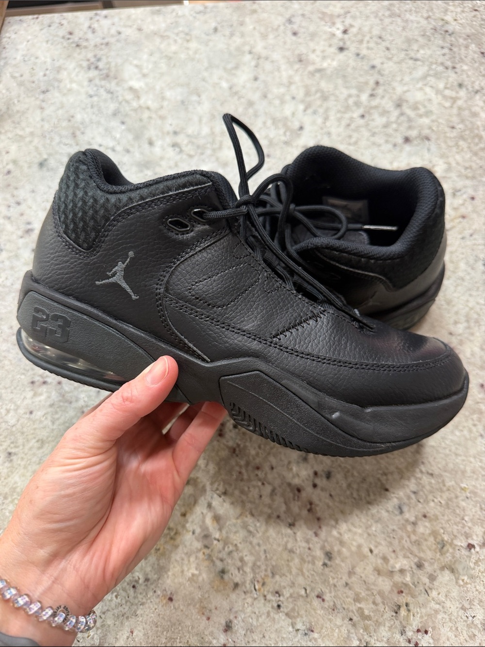 Boys Nike Air Jordan Max Aura 3 Black DA8021-001 Shoes Youth Size 5.5 Youth